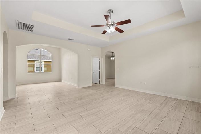 Image No.6-4 Bed Property for sale