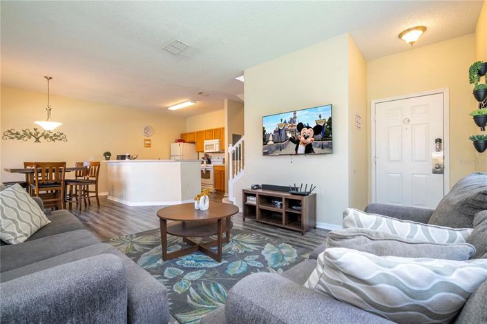 Image No.14-4 Bed Townhouse for sale