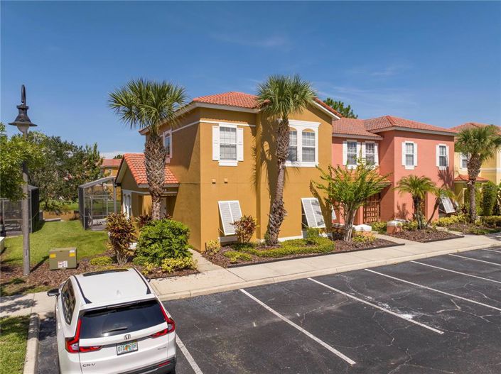 Image No.2-4 Bed Townhouse for sale