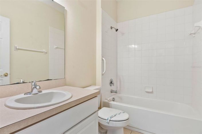 Image No.9-5 Bed Property for sale