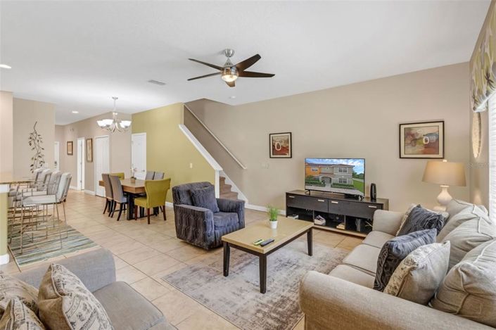 Image No.11-5 Bed Townhouse for sale