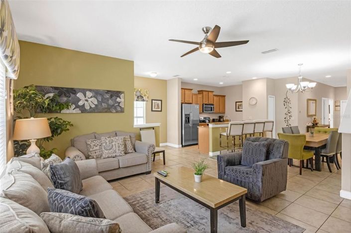 Image No.12-5 Bed Townhouse for sale