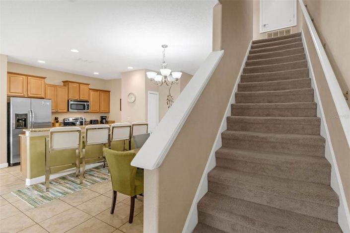 Image No.13-5 Bed Townhouse for sale