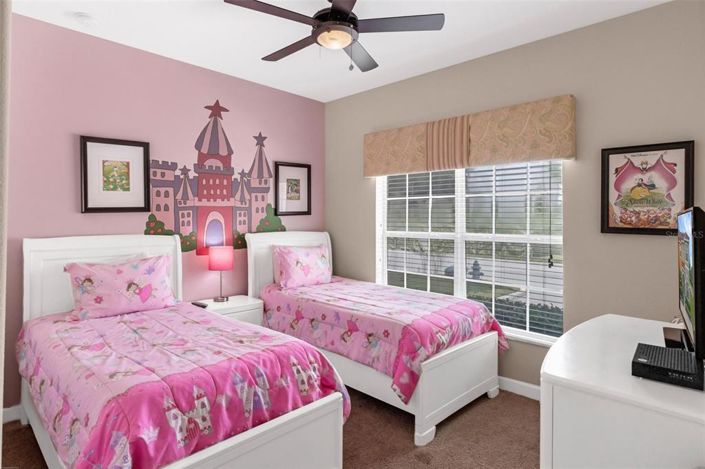 Image No.14-5 Bed Townhouse for sale