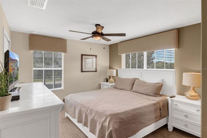 Image No.22-5 Bed Townhouse for sale