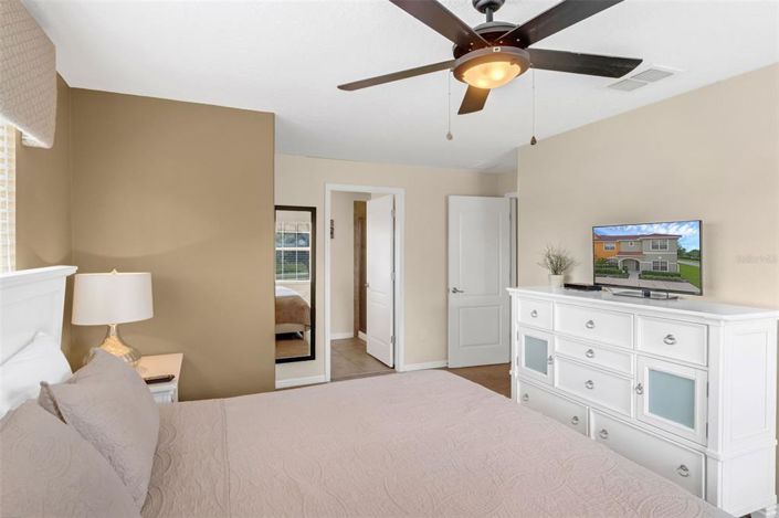 Image No.23-5 Bed Townhouse for sale