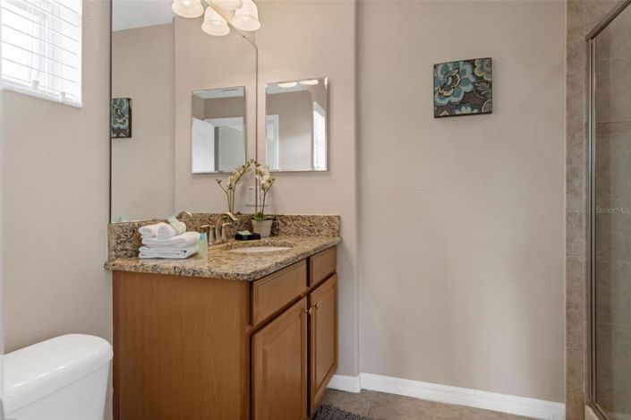 Image No.24-5 Bed Townhouse for sale