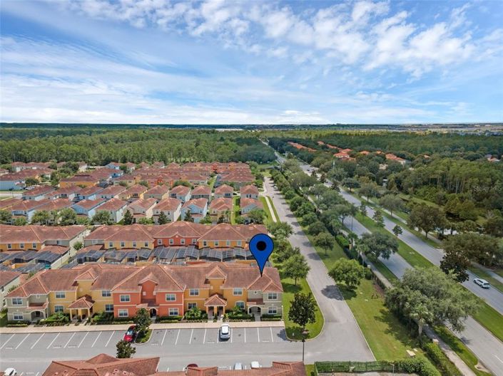 Image No.29-5 Bed Townhouse for sale