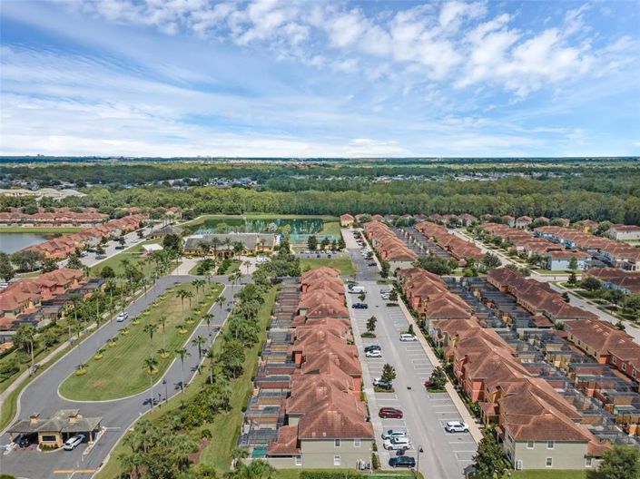 Image No.32-5 Bed Townhouse for sale