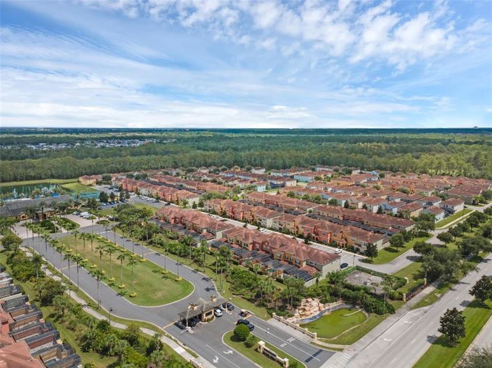 Image No.34-5 Bed Townhouse for sale