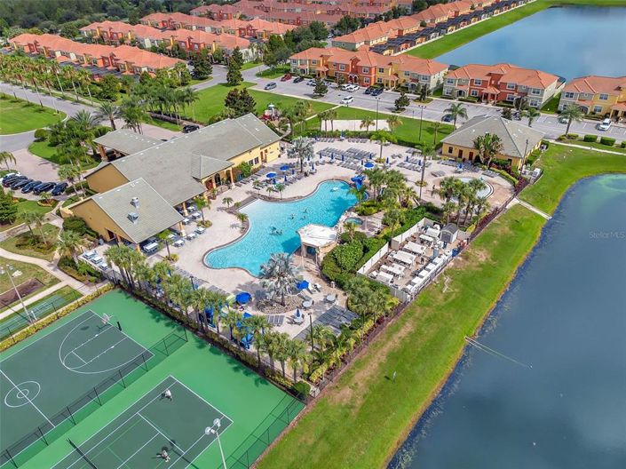 Image No.36-5 Bed Townhouse for sale