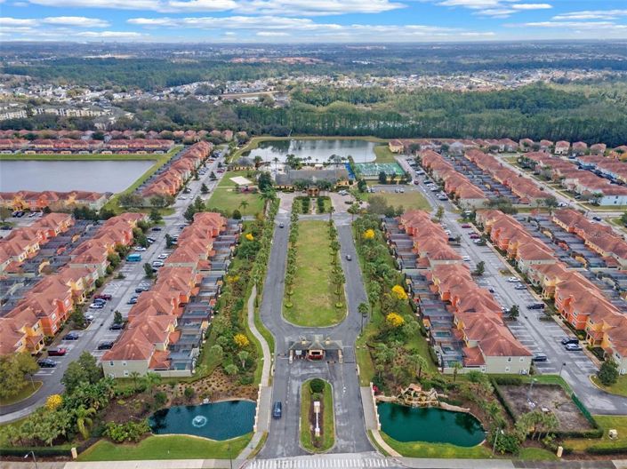 Image No.51-5 Bed Townhouse for sale