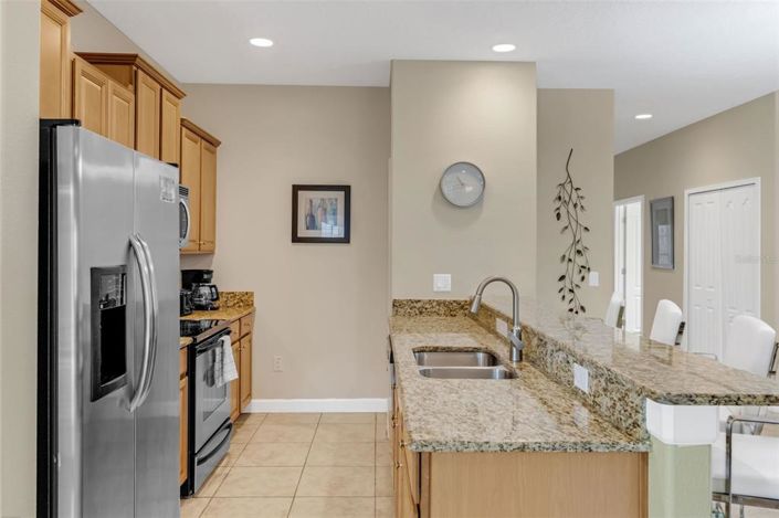 Image No.8-5 Bed Townhouse for sale