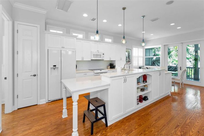 Image No.26-2 Bed Property for sale