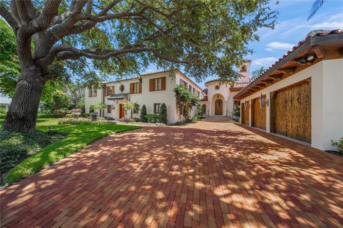 Image No.4-5 Bed Property for sale