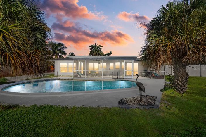 Image No.40-2 Bed Property for sale