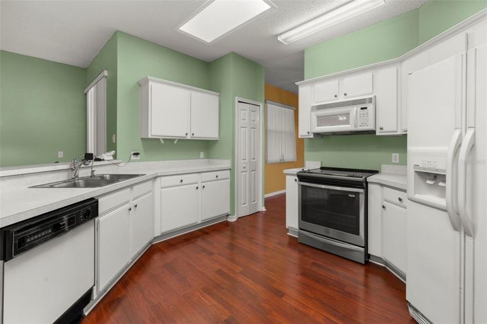 Image No.7-3 Bed Property for sale