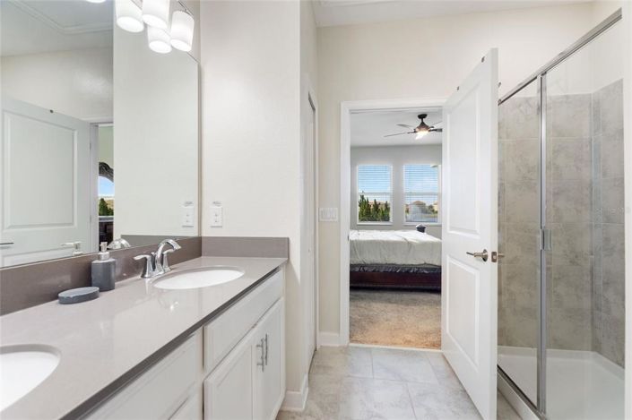 Image No.19-3 Bed Property for sale