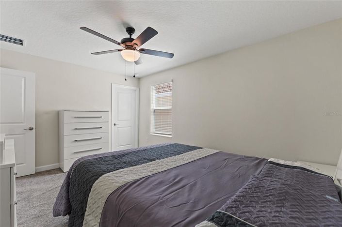 Image No.26-3 Bed Property for sale