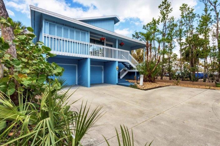 Image No.38-4 Bed Property for sale