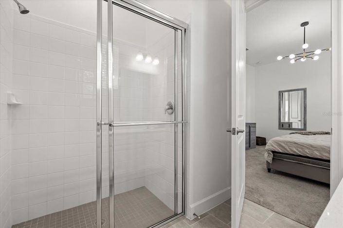 Image No.17-5 Bed Property for sale