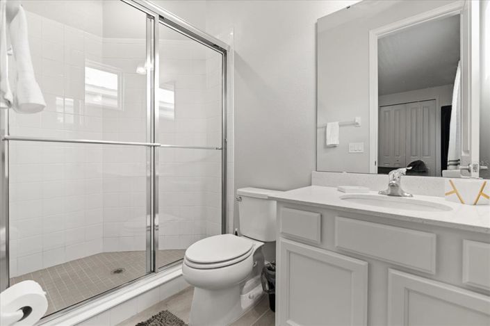 Image No.28-5 Bed Property for sale