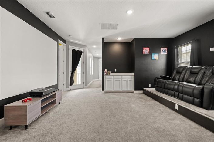 Image No.32-5 Bed Property for sale