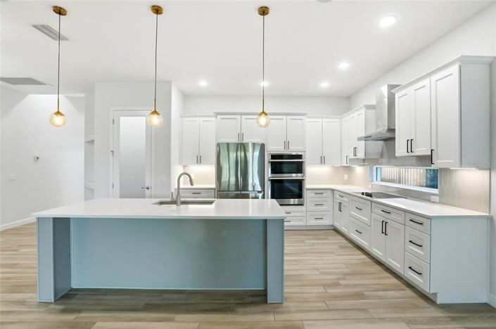 Image No.15-4 Bed Property for sale