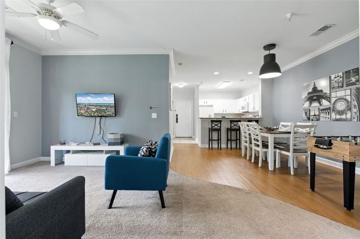 Image No.12-2 Bed Property for sale