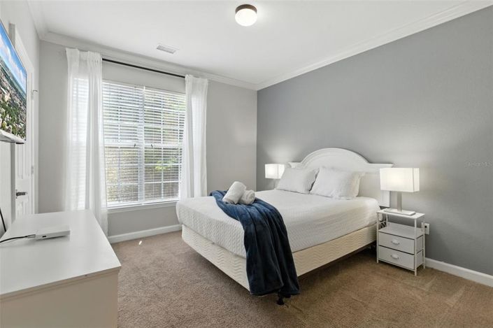 Image No.21-2 Bed Property for sale