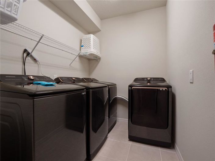 Image No.43-9 Bed Property for sale