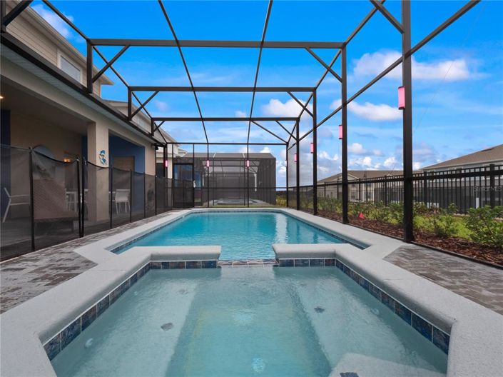 Image No.45-9 Bed Property for sale