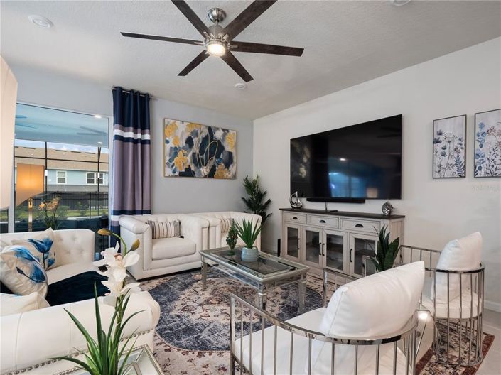 Image No.8-9 Bed Property for sale