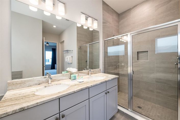 Image No.42-8 Bed Property for sale