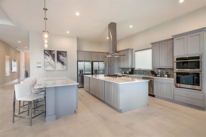 Image No.5-8 Bed Property for sale