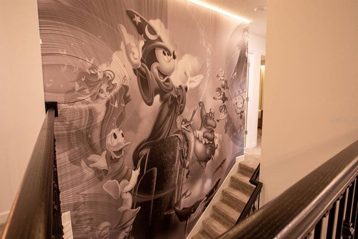 Image No.14-7 Bed Property for sale