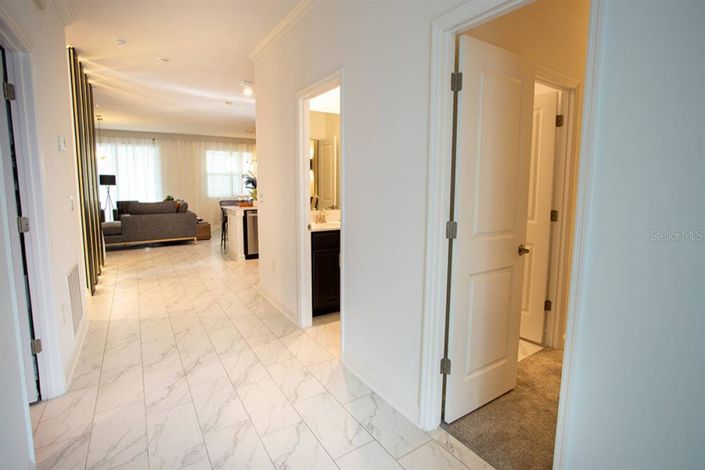 Image No.2-7 Bed Property for sale