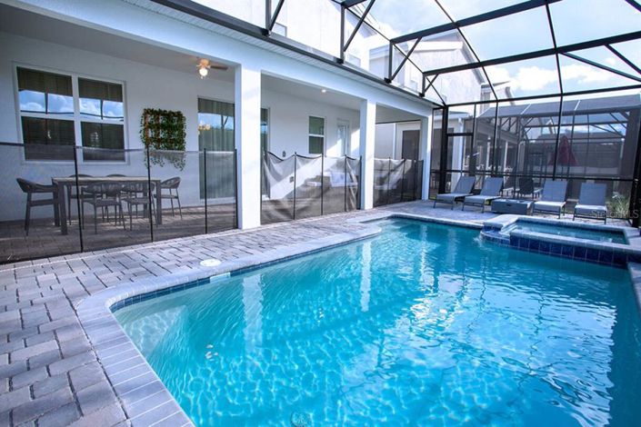 Image No.36-7 Bed Property for sale