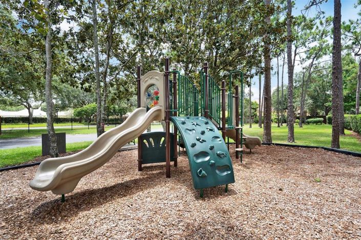 Image No.18-4 Bed Property for sale