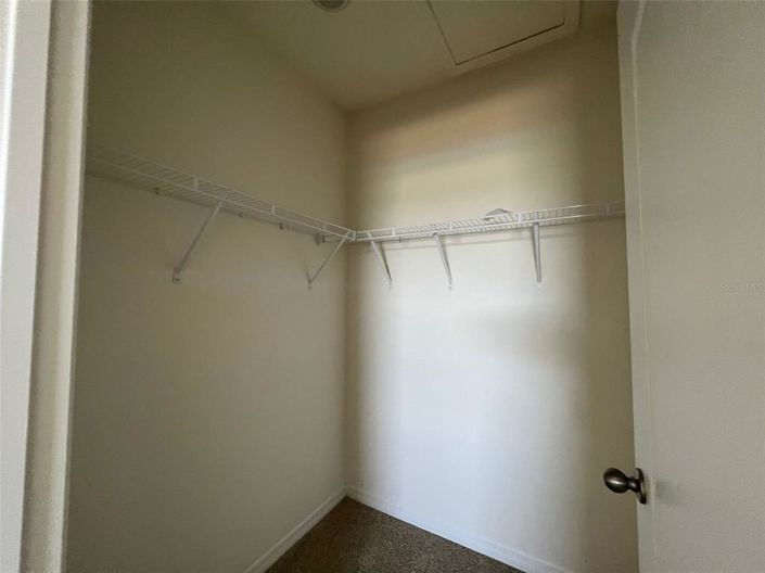 Image No.15-3 Bed Townhouse for sale