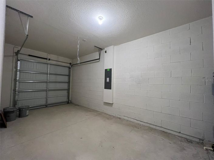 Image No.21-3 Bed Townhouse for sale