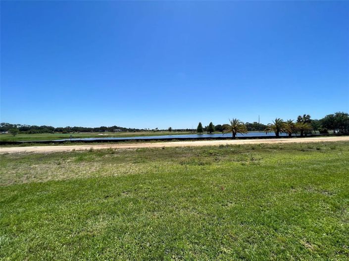 Image No.24-3 Bed Townhouse for sale