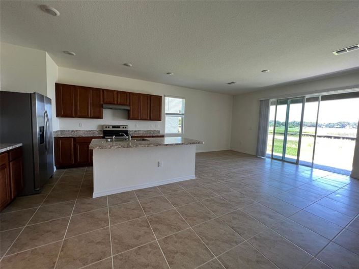 Image No.6-3 Bed Townhouse for sale