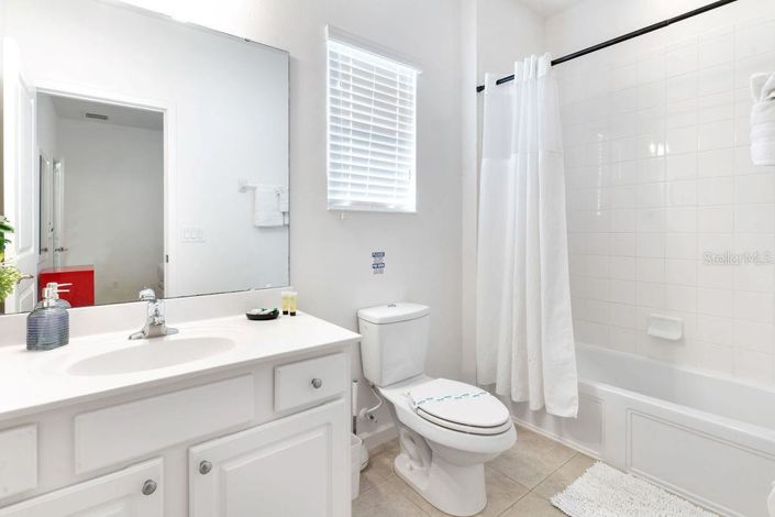 Image No.37-6 Bed Property for sale