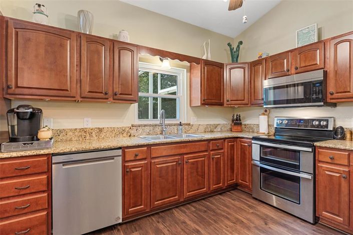 Image No.11-3 Bed Property for sale