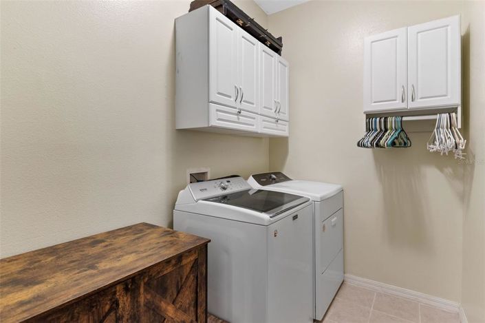 Image No.14-3 Bed Property for sale