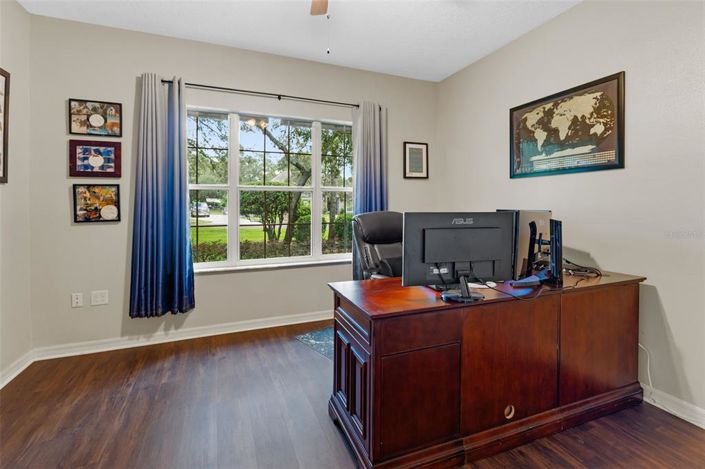 Image No.20-3 Bed Property for sale