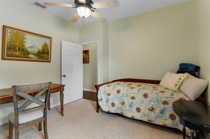 Image No.24-3 Bed Property for sale