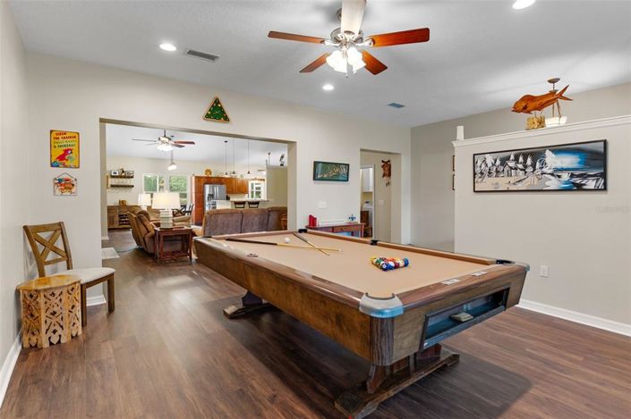 Image No.9-3 Bed Property for sale