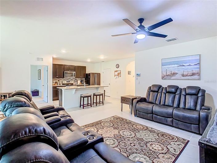 Image No.23-3 Bed Property for sale